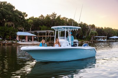 Tidewater Boats 2025 LXF