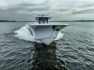 Tidewater Boats 2025 CC