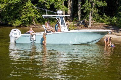 Tidewater Boats 2025 LXF