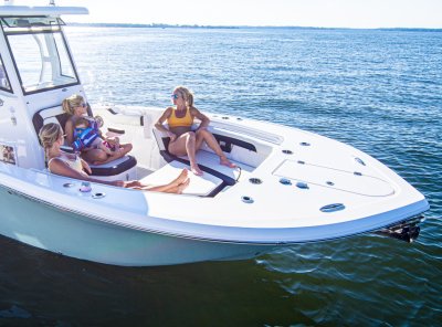 Tidewater Boats 2025 LXF