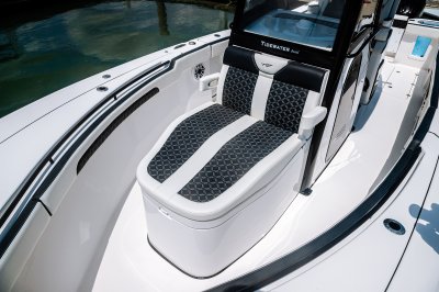 Tidewater Boats 2025 BW